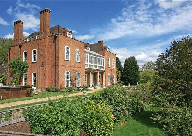 Winterfold House2