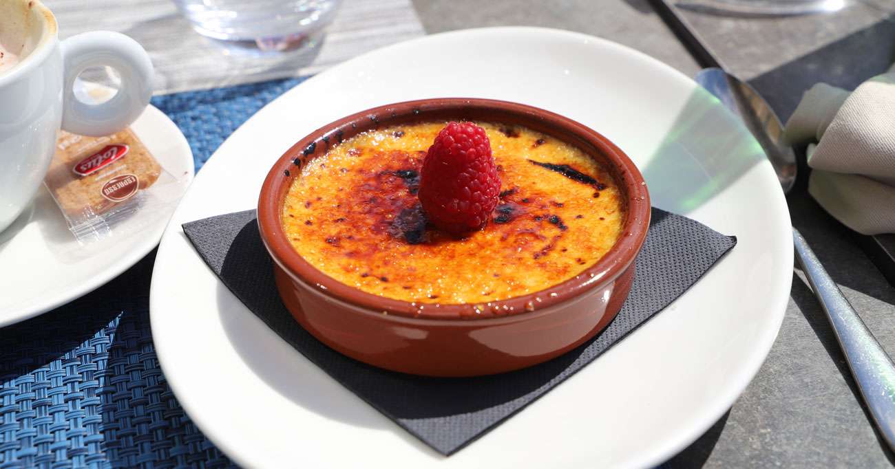 Roasted Vanilla & Honey Crème Brûlée | Cranleigh Magazine