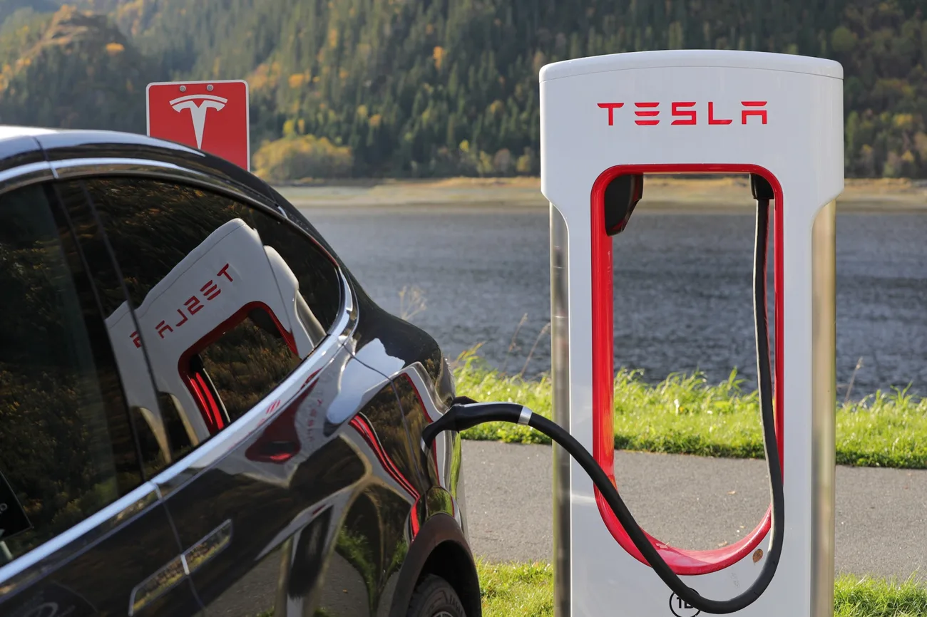 tesla 1738969