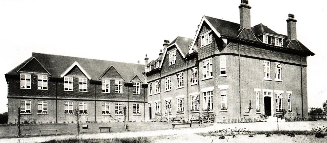 Cranleigh Prep School just before opening in 1913