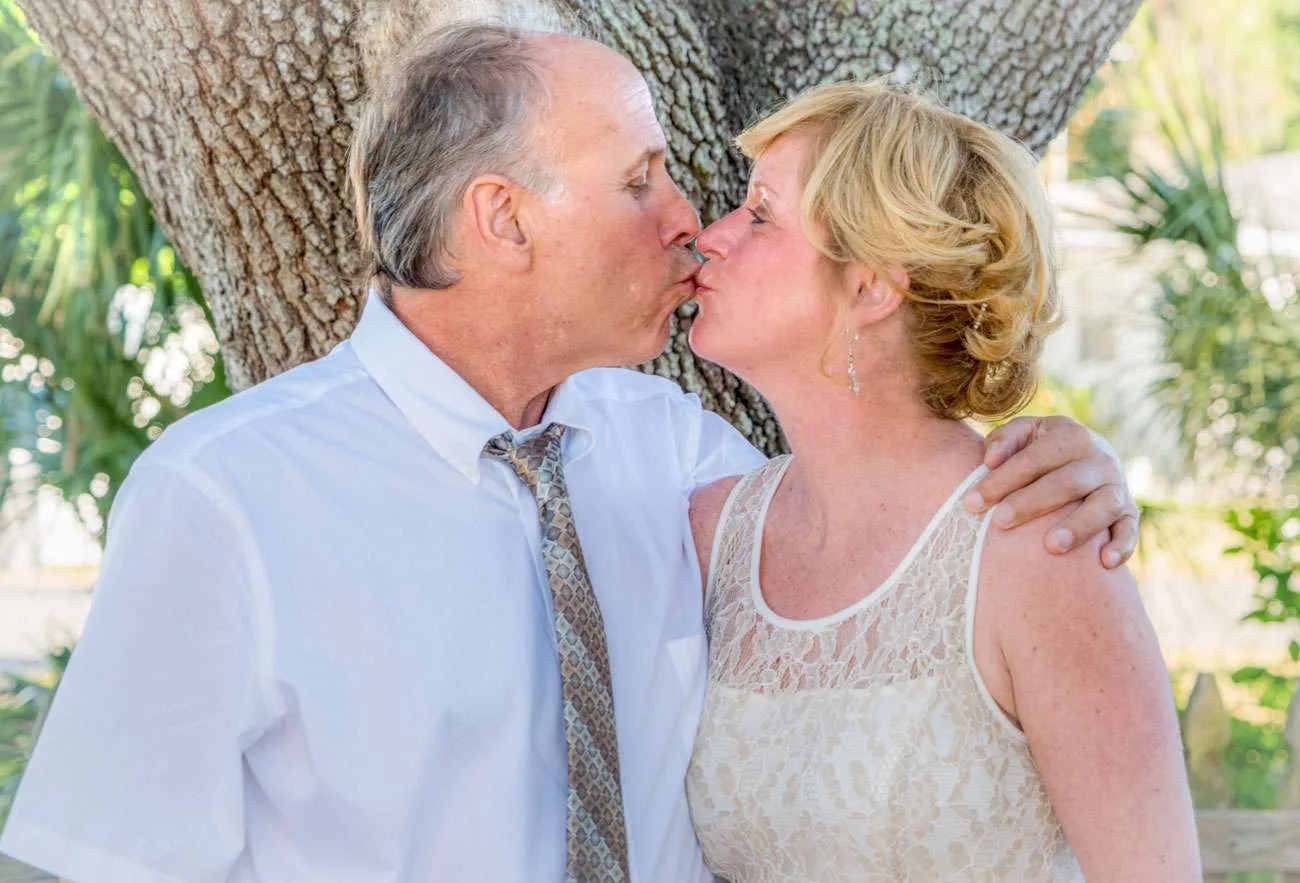 beach wedding 1934718