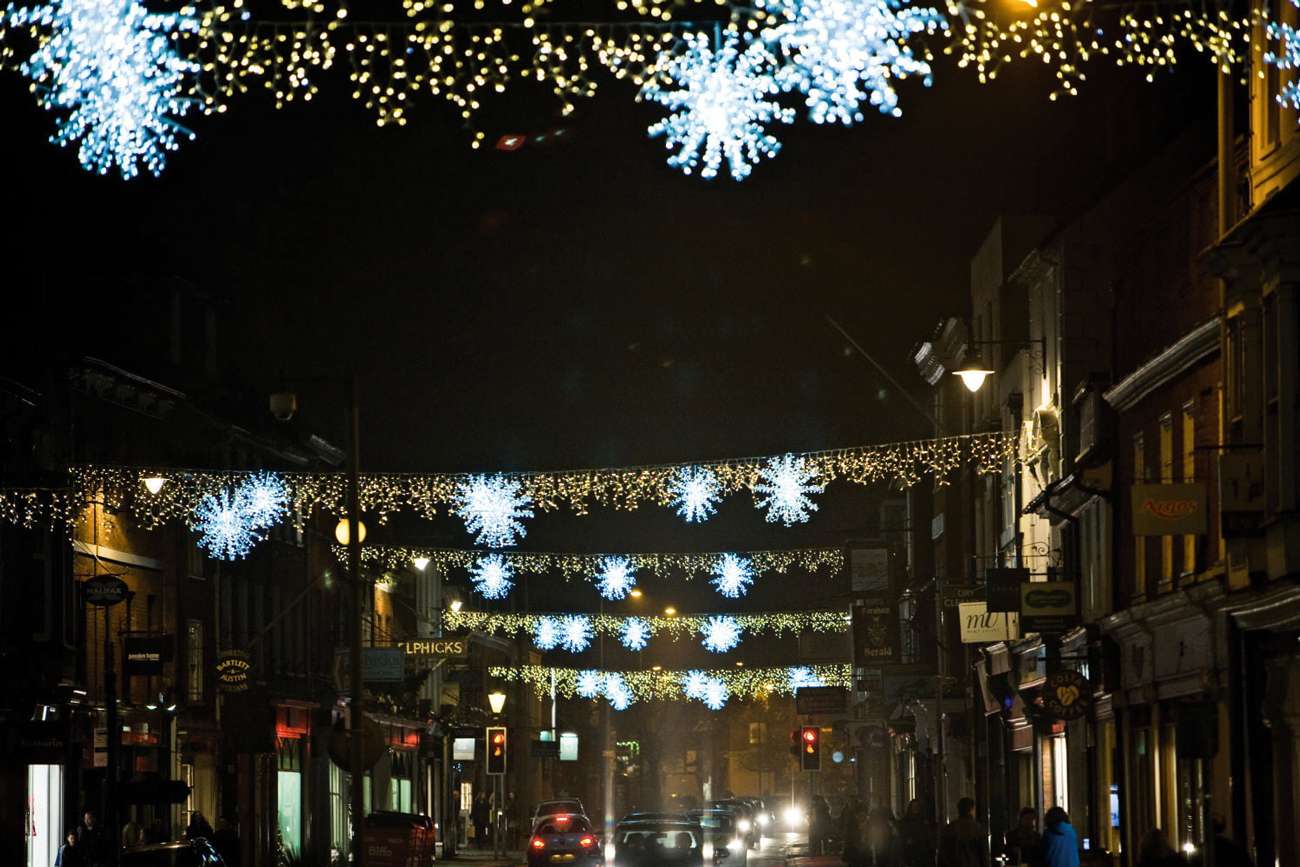Farnham Christmas Lights Switch On 2021 Cranleigh Magazine