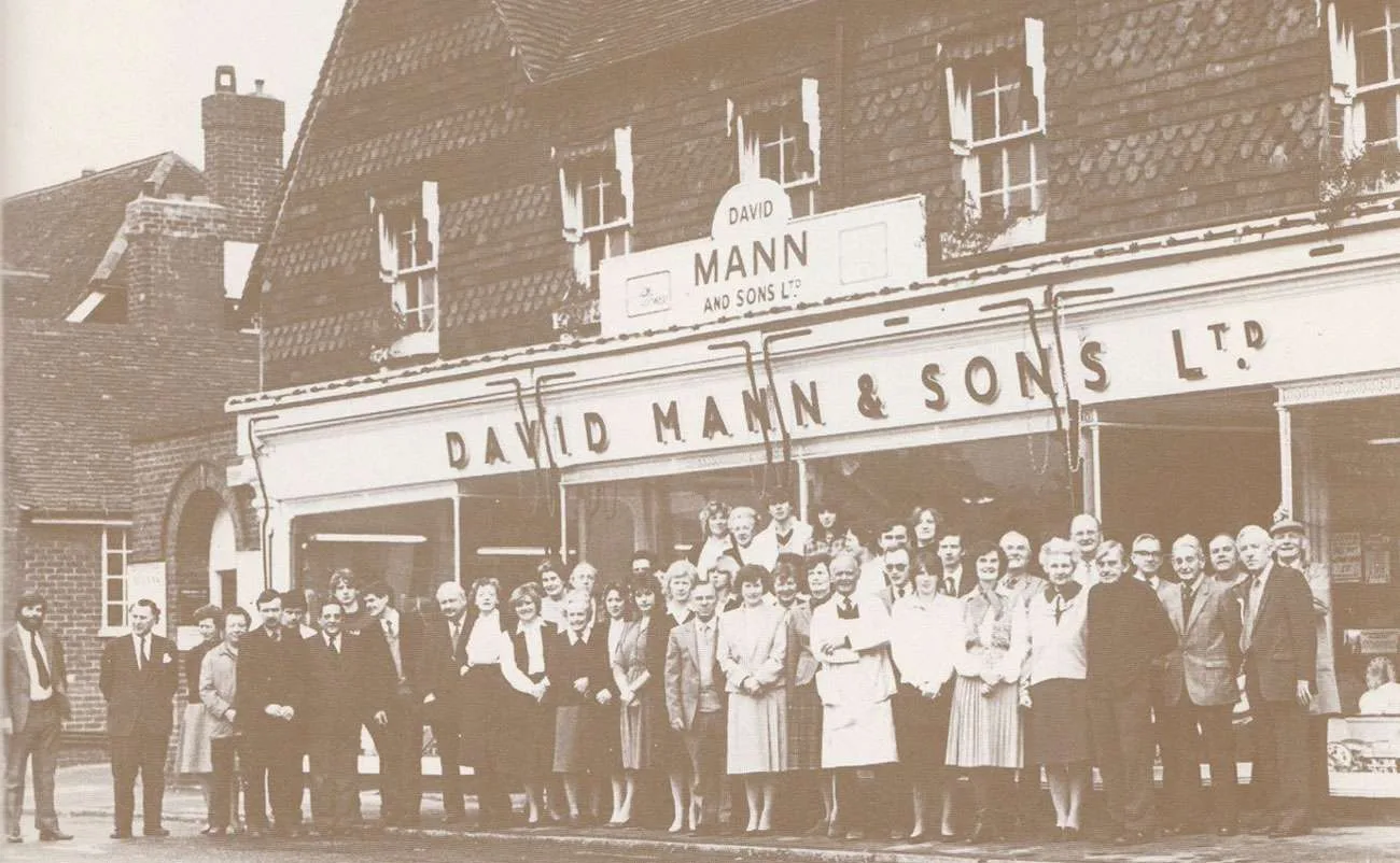 Manns staff in 1985