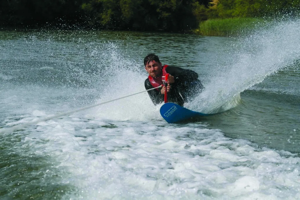 waterskier 2