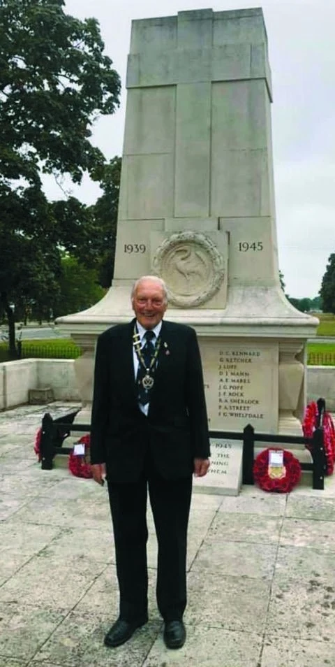 Phil Tilbury, former President of the Cranleigh Branch, at the Cranleigh Cenotaph