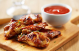 Honey & Sriracha Hot Wings